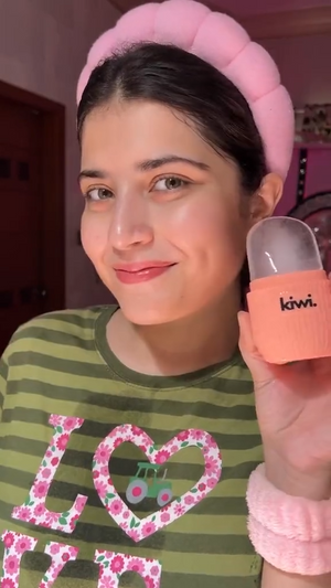 Kiwi Ice Roller Facial Massage | Silicone Cleansing Ice Lattice | Ice Cube Roller With Scrub – Random Color - Smart Essential